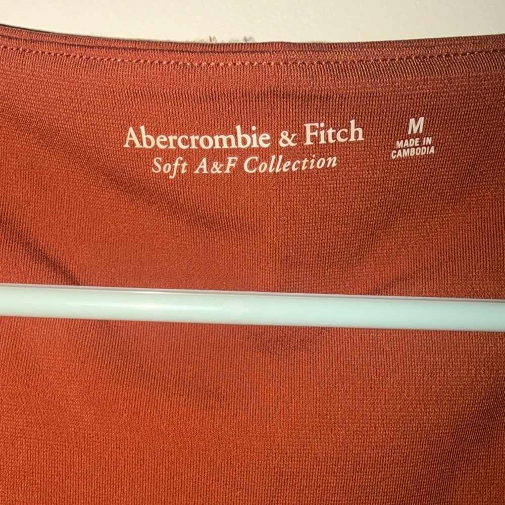 Abercrombie & Fitch Deep V-Neck Bodysuit in Rust - Picture 3 of 7